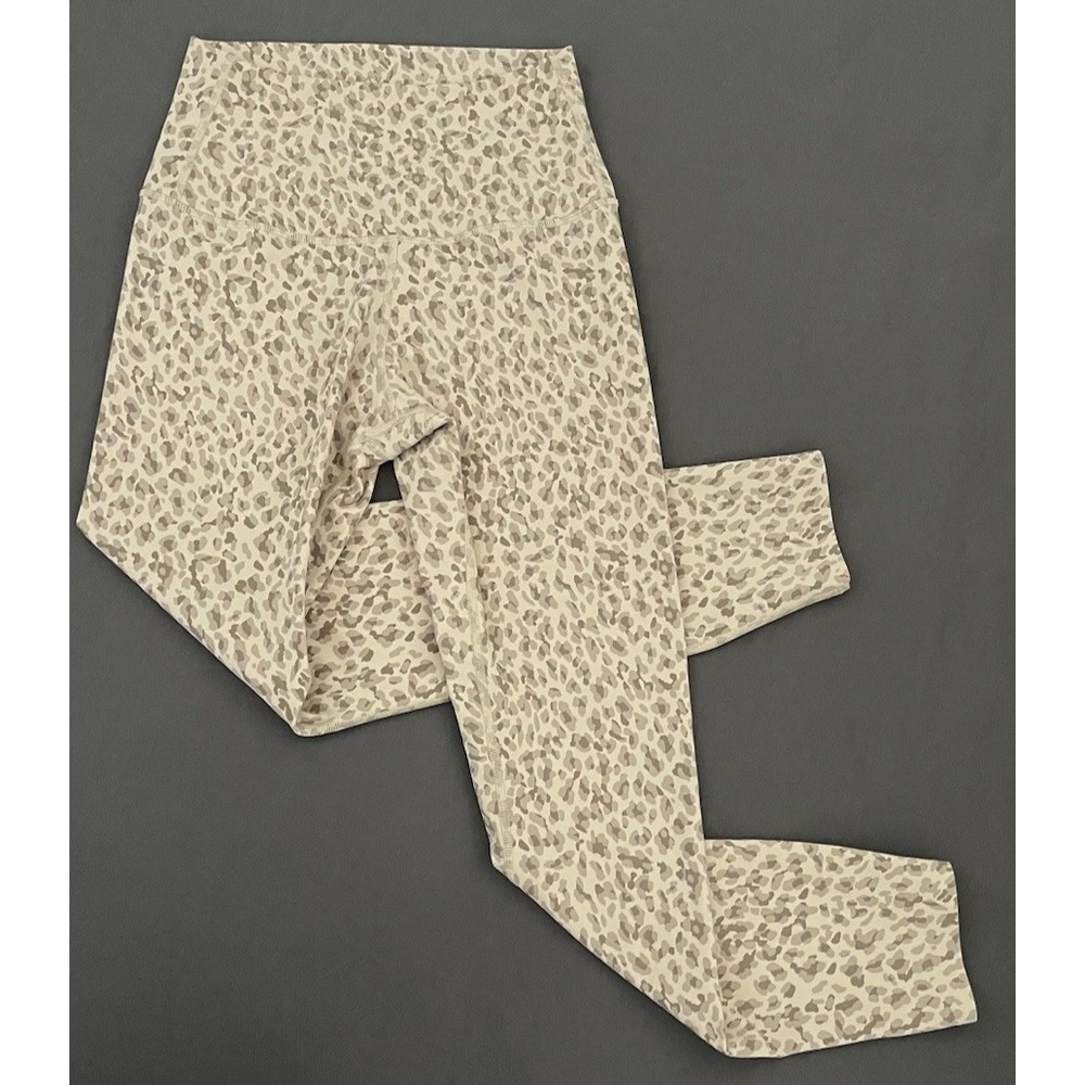 Tavi Active High Waisted 7/8 Leggings Womens Medium Tan Leopard Yoga Athleisure